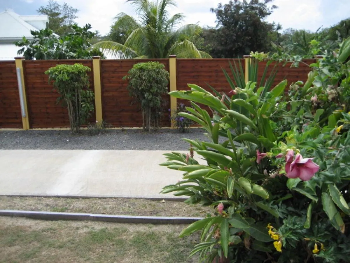 別荘 Maison Charmante A Saint-Francois Avec Jardin Et Piscine Partagee